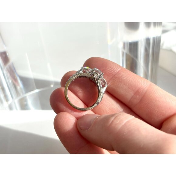 Triple Cubic Zirconia Gemstone Sterling Silver 925 Vintage Ring - sz 7 - Picture 11 of 15